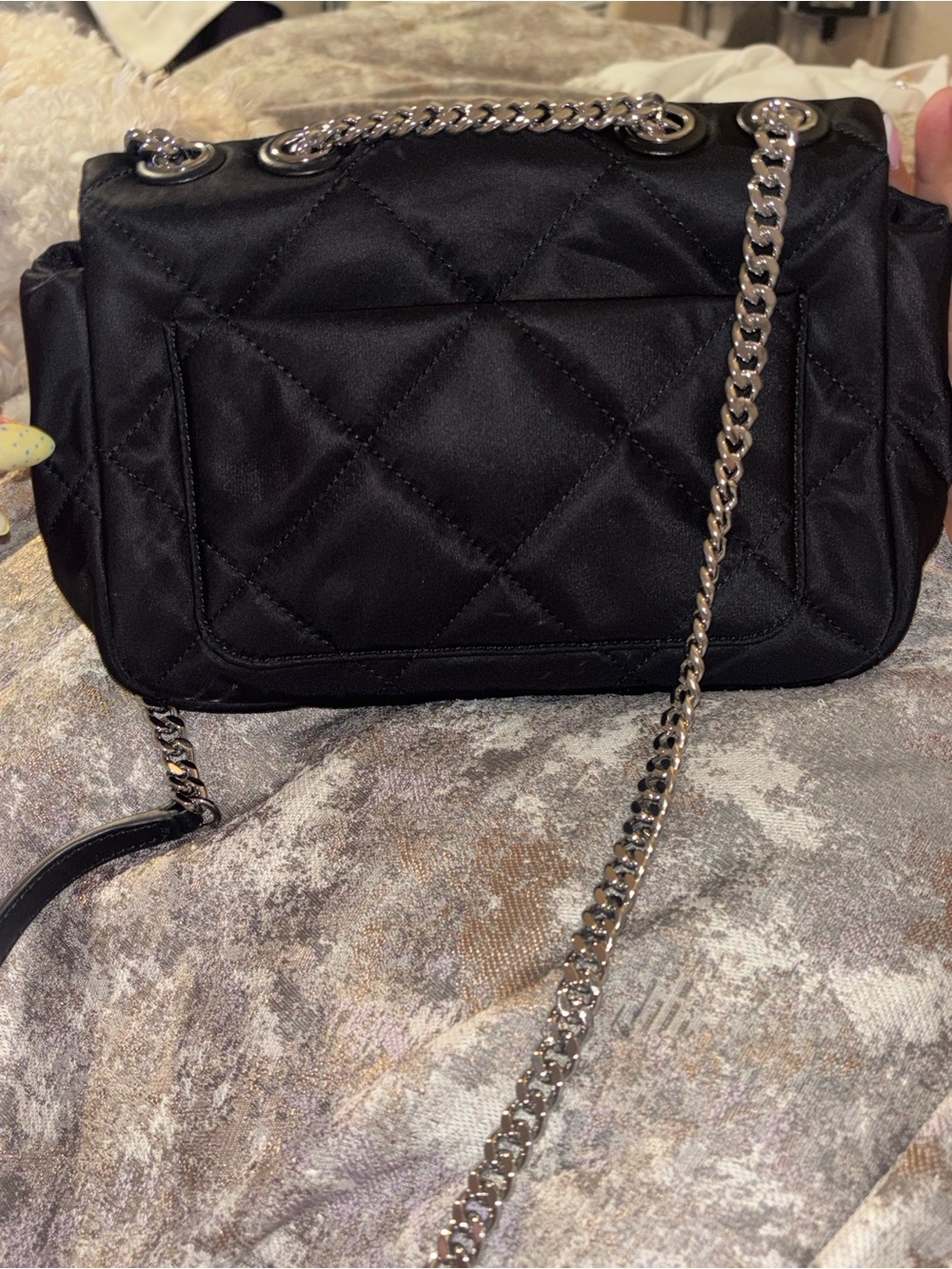 Tory Burch Willa Shoulder Bag - Picture 3 of 5